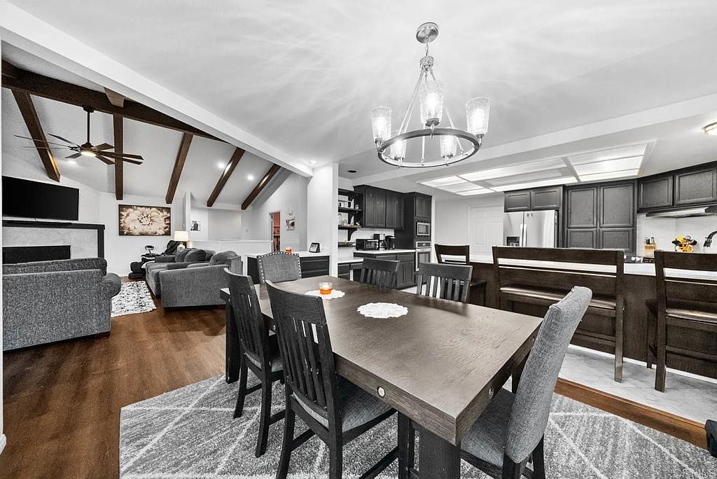 15425 Vista Vicente Dr