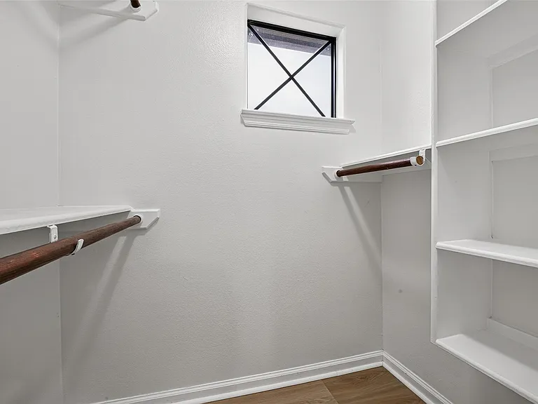5410 Rose St — Photo 32