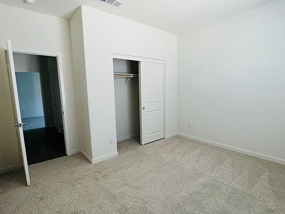 4th image of 15715 Kings Peak Dr