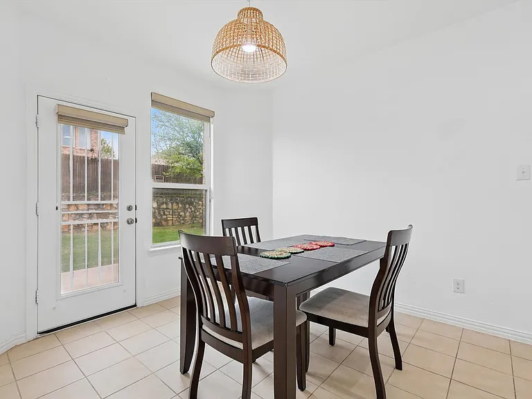 1605 Lisburn Dr — Photo 14