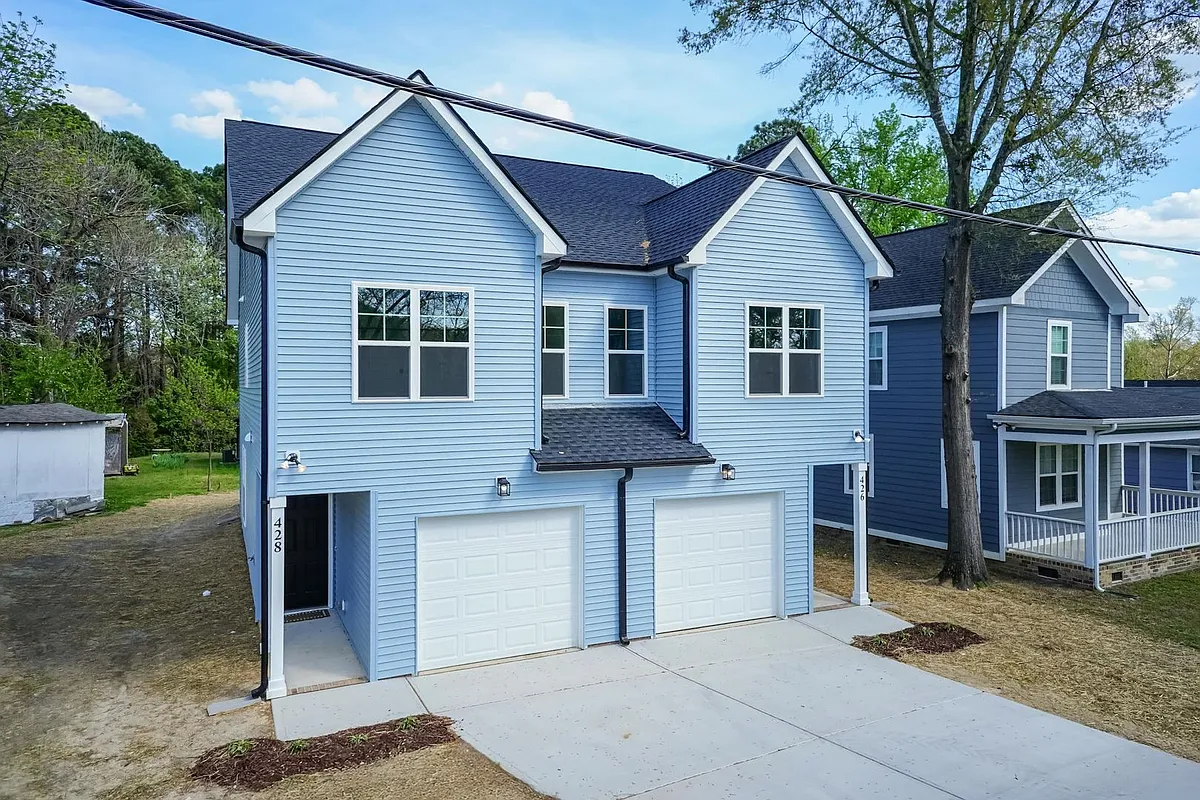 Building Photo - 428 N Allen Rd