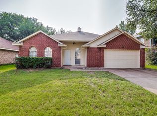 4934 Garden Grove Rd, Grand Prairie, TX 75052