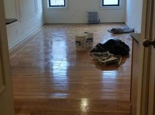 4330 46th St APT 5L, Long Island City, NY 11104