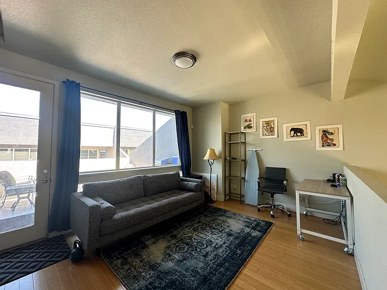 375 Pine St — Photo 28