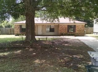 10671 Heatherwood Dr, Pensacola, FL 32506