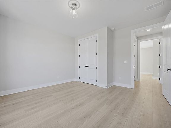 4th image of 2755 Marie Way