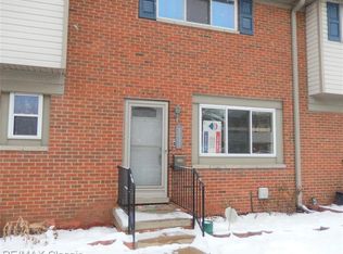 25830 Salem St, Roseville, MI 48066
