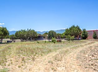 113 Rancho Seco Rd, Torreon, NM 87061