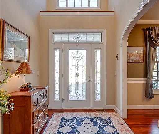 4th image of 600 Edgeview Ct