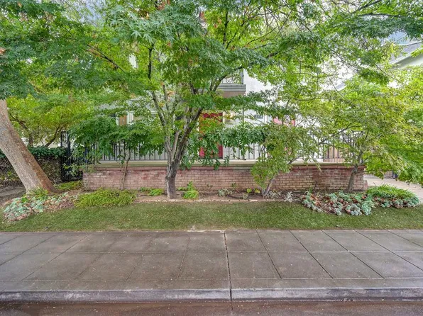 1050-1052 37th St, Sacramento, CA 95816