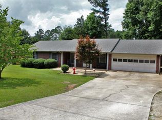 173 Settle St, Winder, GA 30680