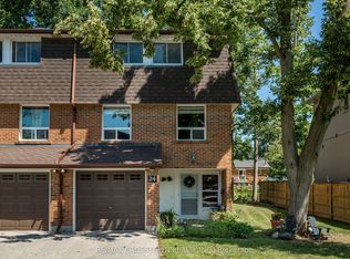360 Blake St NW #24, Barrie, ON L4M 1L3