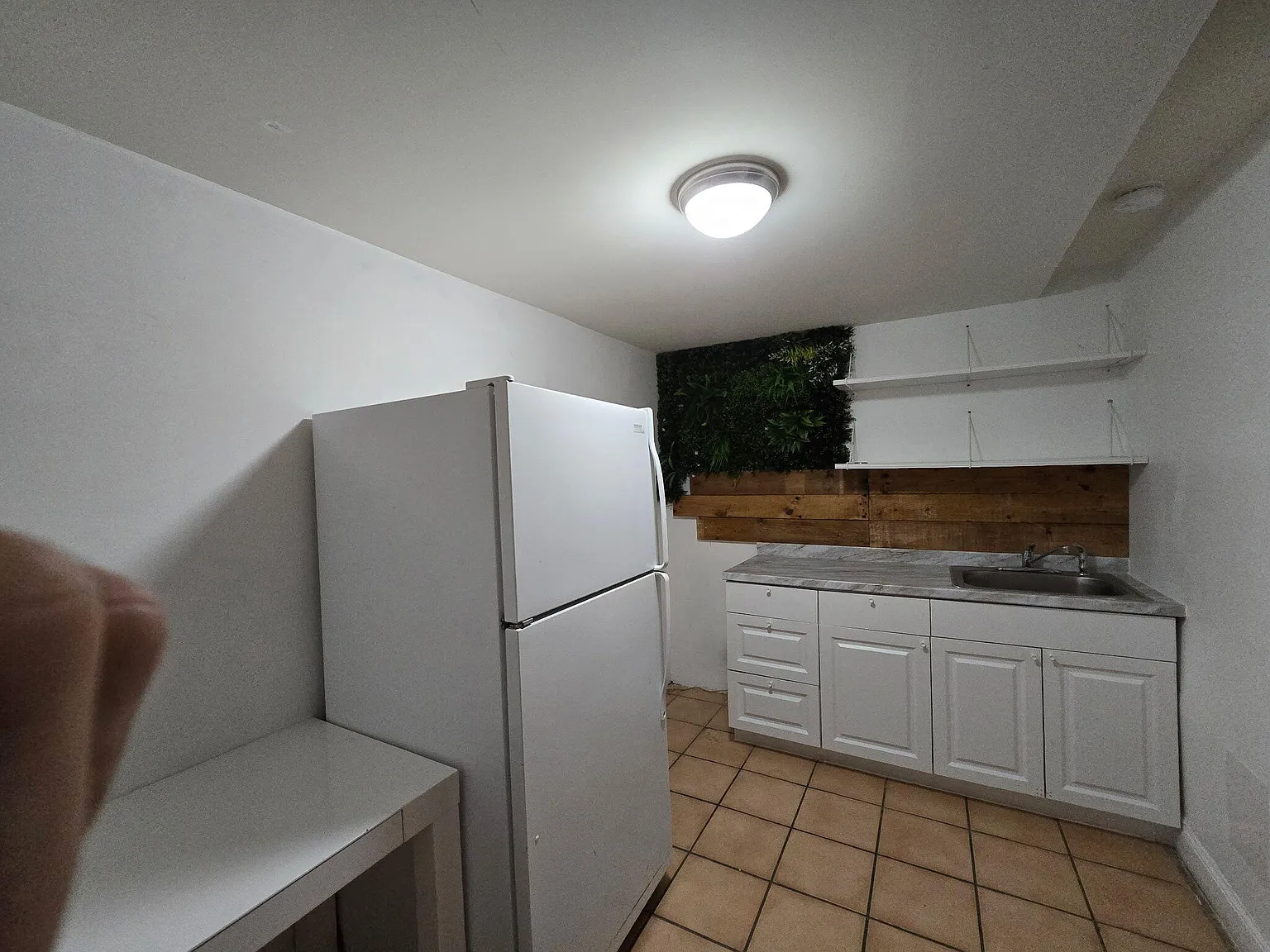 1 bed, 1.0 bath, 700 sqft, $1,850 — Photo 2