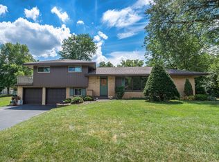 13135 W Marquette Dr, New Berlin, WI 53151