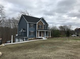 33 Dean St, Rehoboth, MA 02769