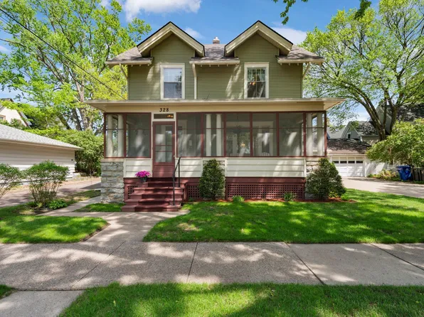 328 Howell St N, Saint Paul, MN 55104