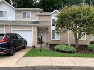 136 Indian Ridge Cir, Michigan City, IN 46360