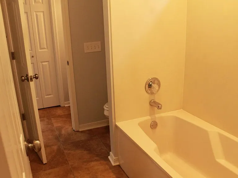 1737 Bolton Village Ln — Photo 11