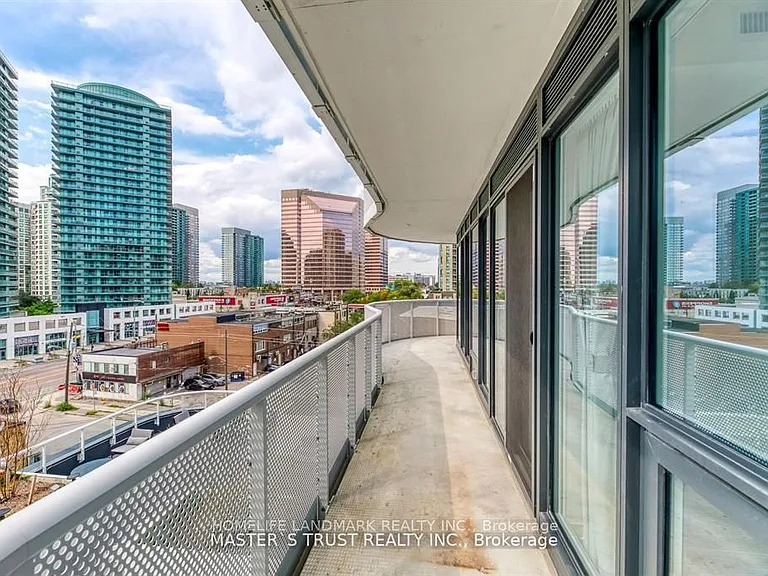 15 Holmes Ave #504 — Photo 8