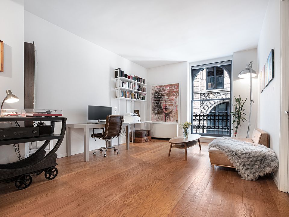 1st image of 150 Nassau St APT 5C