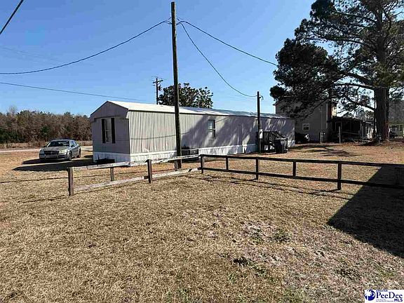 4th image of 2103 Rogers Rd