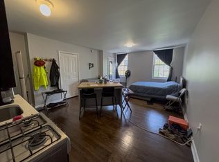 1616 Spruce St #3F, Philadelphia, PA 19103