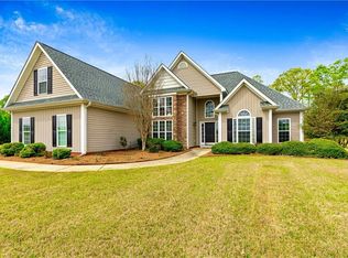 62 Fieldstone Farms Dr, Senoia, GA 30276