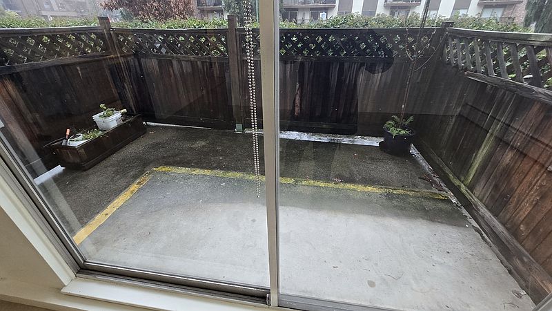North Vancouver Apartment for rent - 1 Bedroom — photo 3