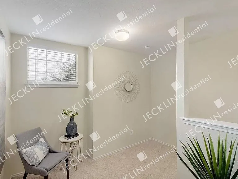 206 Mossy Rock Dr — Photo 20