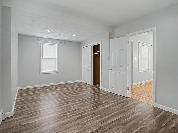 4th image of 48 Audubon Ave