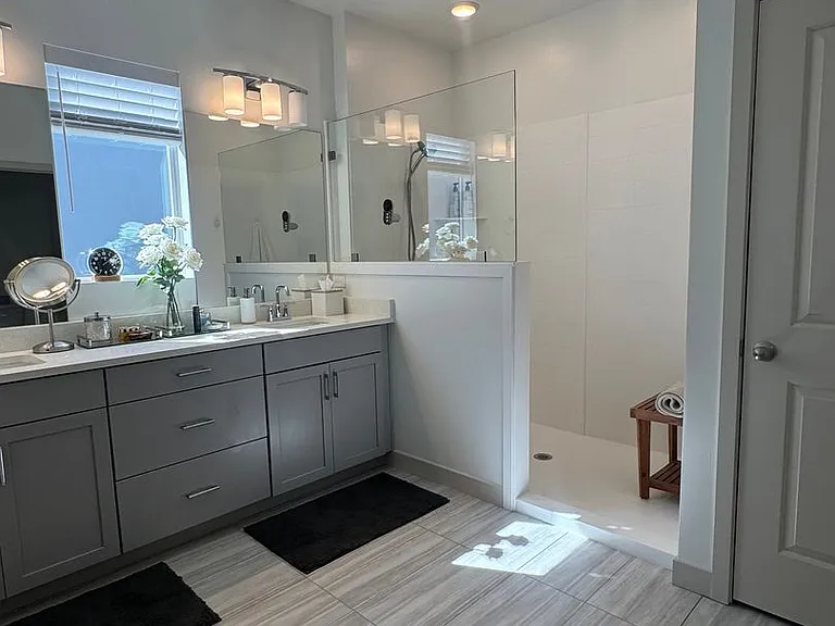 9764 N Stafford Ln — Photo 13