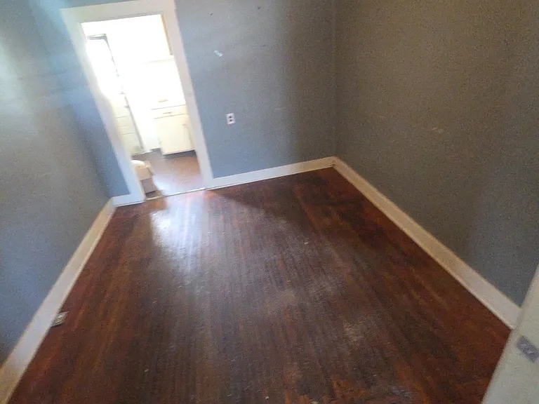 24 Superior Ct — Photo 3
