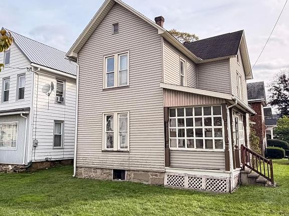 3rd image of 30 Franklin St #8