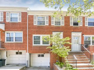 6345 Douglaston Pkwy #31, Douglaston, NY 11362