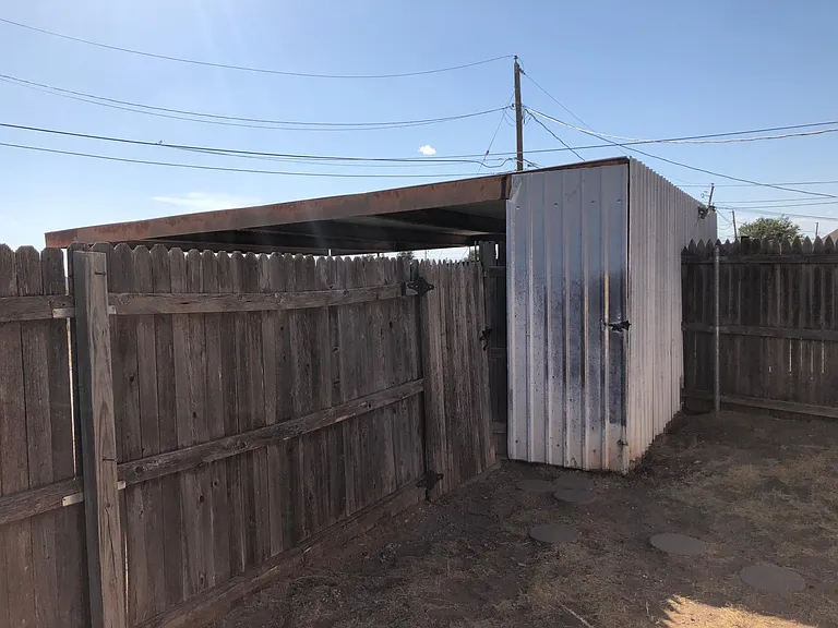 909 N Bentwood Dr #A — Photo 14