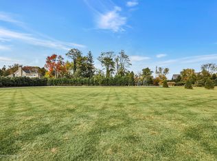 526 Little Silver Point Rd, Little Silver, NJ 07739