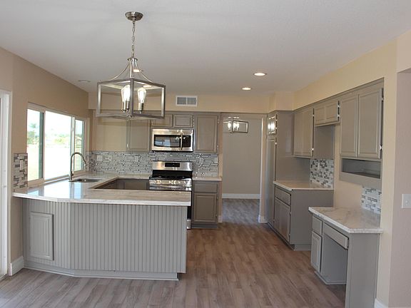 4th image of 28858 Somme Ct