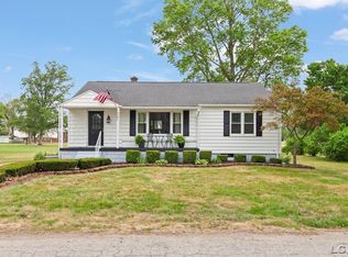 4281 Sycamore St, Palmyra, MI 49268