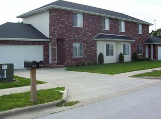 2466 W Deerfield St, Springfield, MO 65807