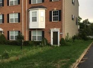 300 E 5th Ave, Ranson, WV 25438