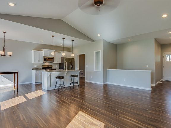 4th image of 3315 Westborough Dr #60