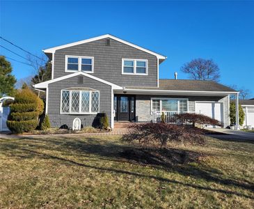 1541 Denver Avenue, Bay Shore, NY, 11706