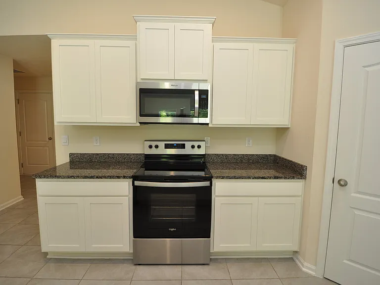 80 Oakleaf Way — Photo 13