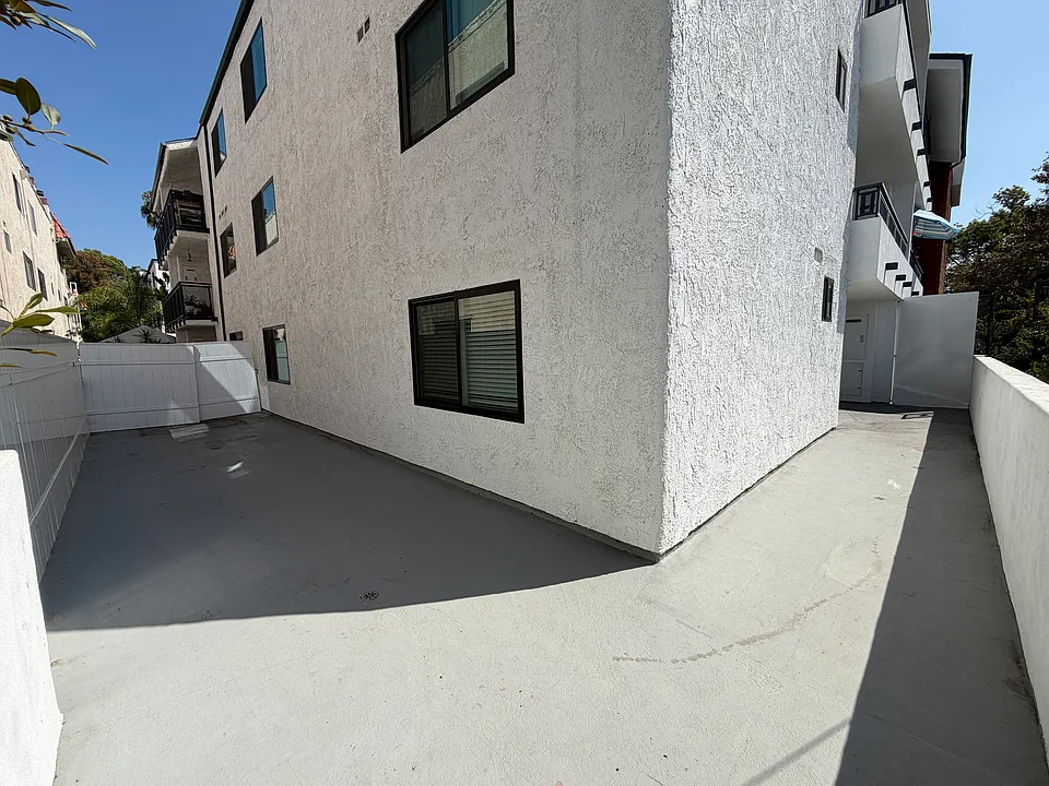 Large private patio in one unit!