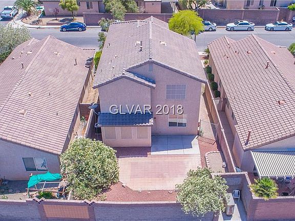 4th image of 280 Golden Shore Dr