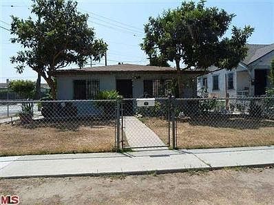 2nd image of 3302 W 66th Pl