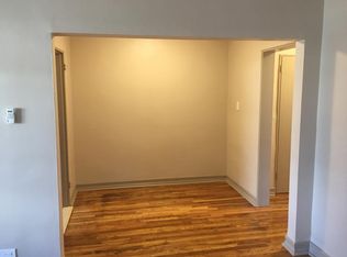 7035 Park Dr E, Kew Gardens Hills, NY 11367