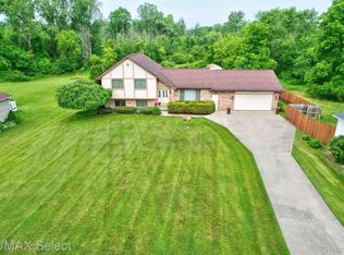 8171 N Vassar Rd, Mount Morris, MI 48458