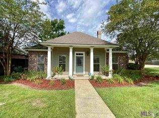 17385 Les Chenier St, Prairieville, LA 70769