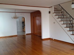 29 E 15th St, Bayonne, NJ 07002